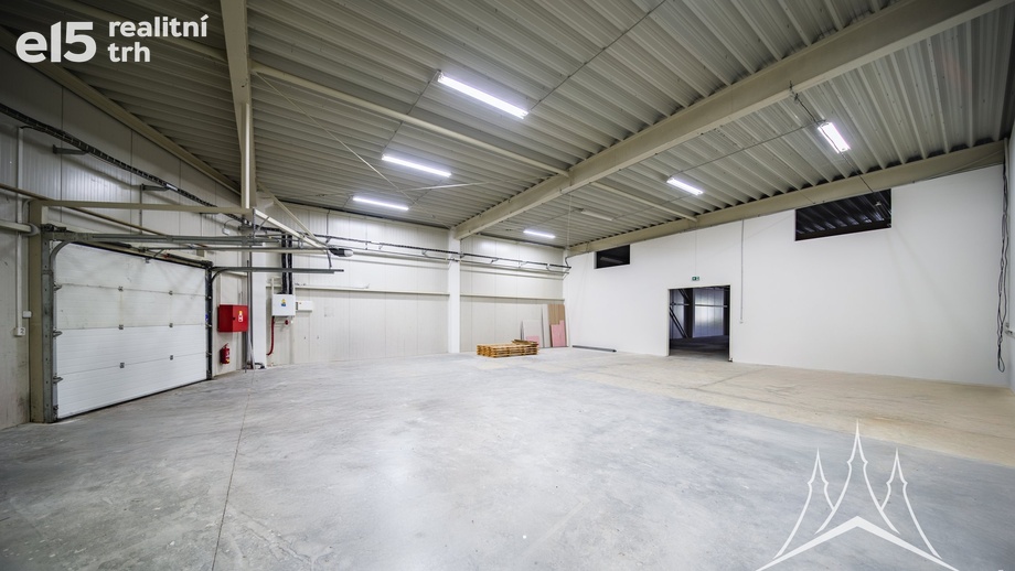 Pronájem skladu 541 m², Kolín IV