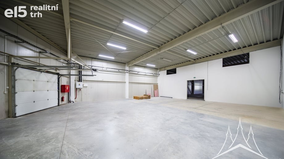 Pronájem skladu 541 m², Kolín IV