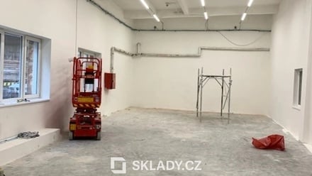 Pronájem skladu 860 m², Liberec