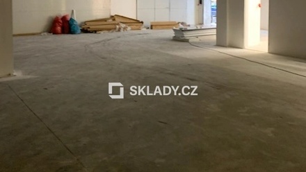 Pronájem skladu 860 m², Liberec