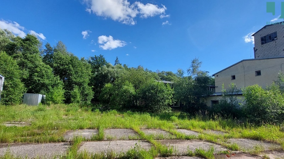 Prodej komerčního pozemku 15 695 m², Krahulčí
