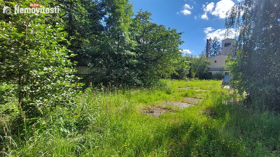 Prodej komerčního pozemku 15 695 m², Krahulčí