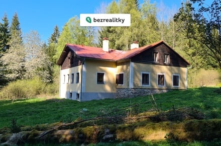 Prodej rodinného domu 251 m², Loučovice - Kapličky