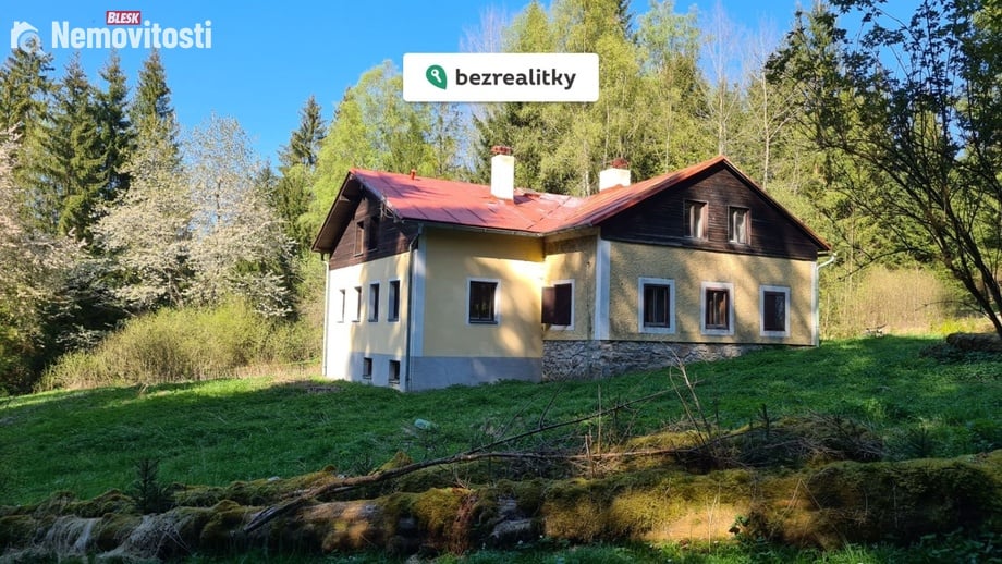 Prodej rodinného domu 251 m², Loučovice - Kapličky