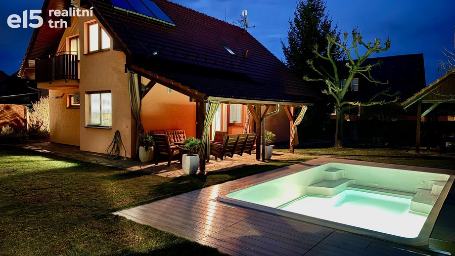 Prodej rodinné domy, 140 m² - Rajhrad