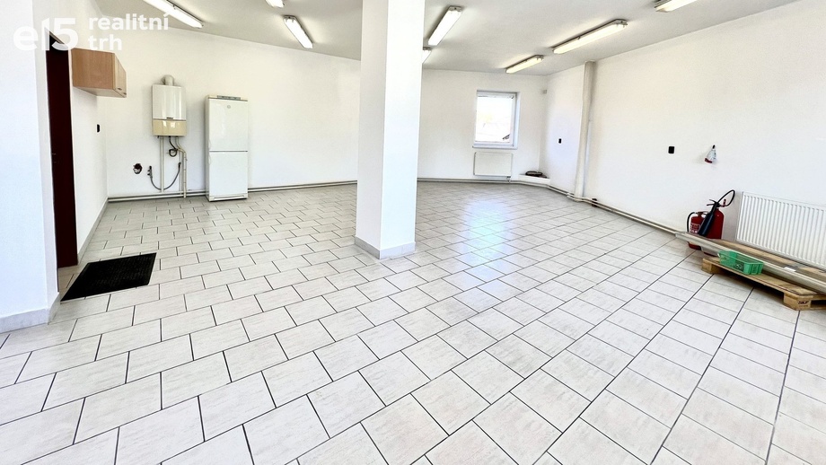 Pronájem výroba, 73 m² - Hradec Králové - Plotiště nad Labem