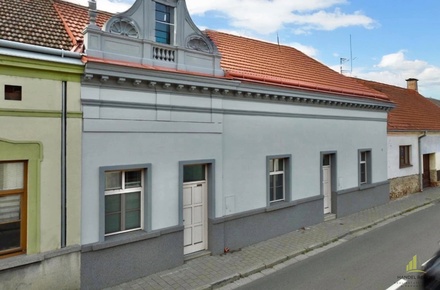 Prodej vícegeneračního domu 223 m², Dolní Dunajovice