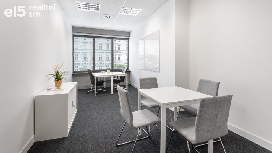 Pronájem kanceláře, 75 m² - Praha - Smíchov