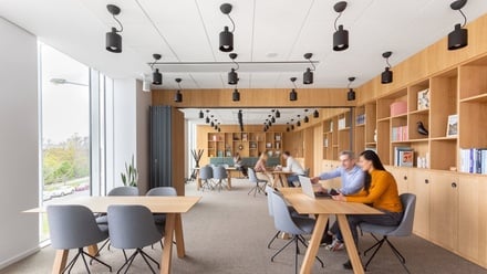 Pronájem kanceláře 110 m², Praha - Nusle