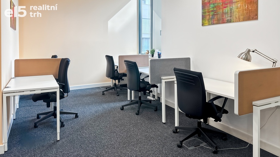 Pronájem kanceláře 30 m², Praha - Karlín