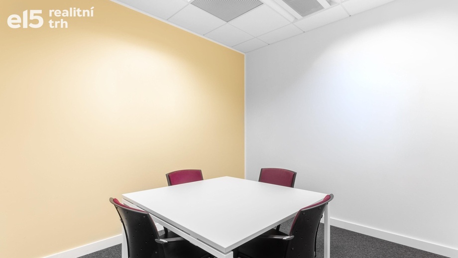 Pronájem kanceláře 10 m², Praha - Karlín