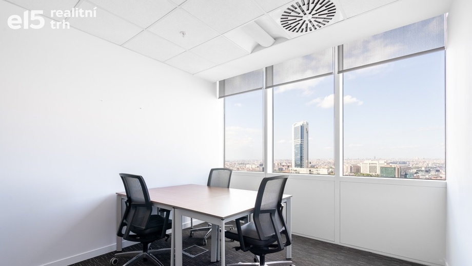 Pronájem kanceláře 60 m², Praha - Karlín