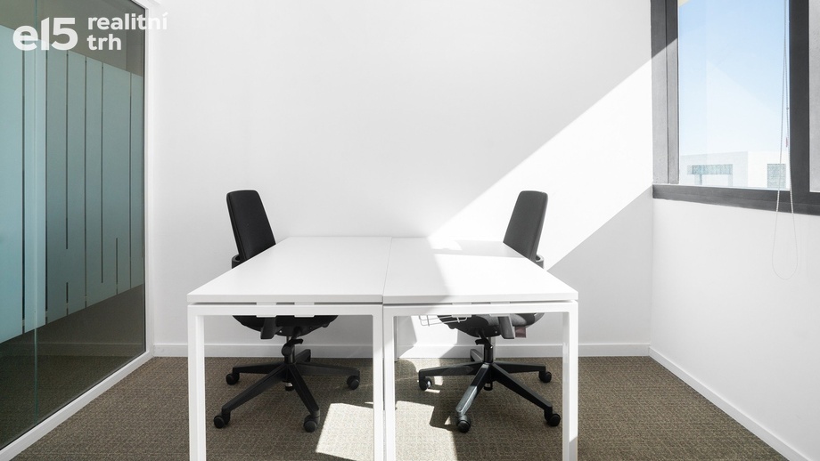 Pronájem kanceláře 50 m², Praha - Holešovice