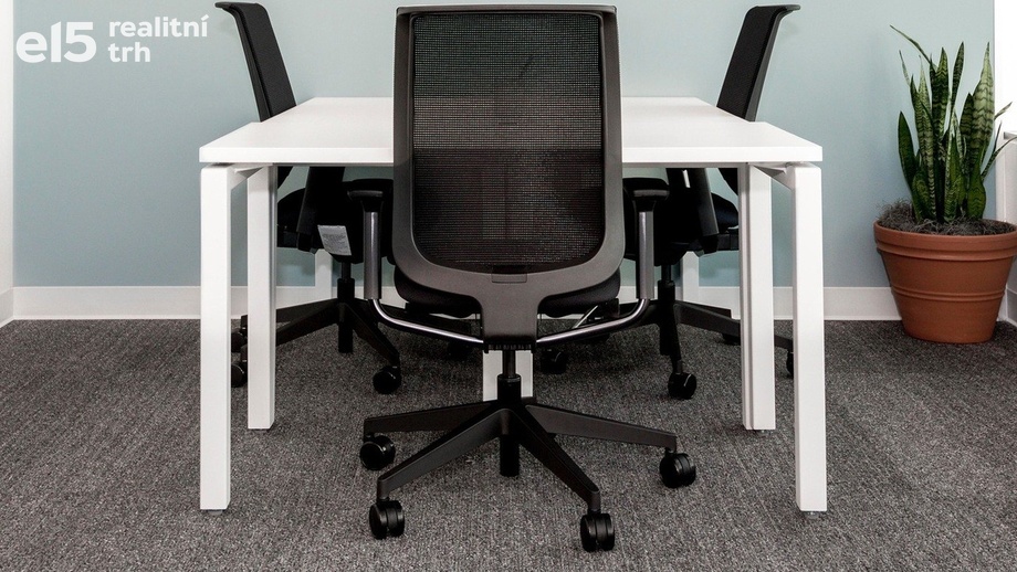 Pronájem kanceláře 60 m², Praha - Smíchov