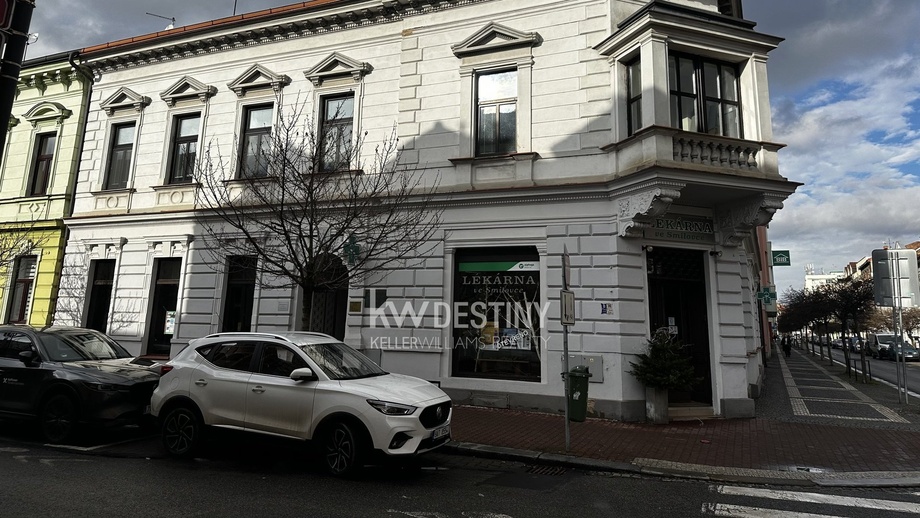 Prodej obchodní prostory, 434 m² - Pardubice - Zelené Předměstí