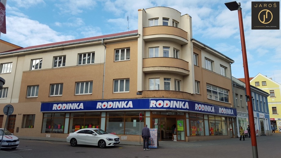 Pronájem obchodní prostory, 110 m² - Kladno