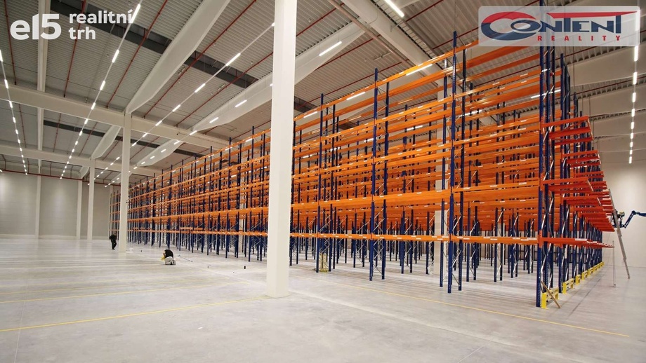 Pronájem sklady, 4 000 m² - Chlumec - Český Újezd
