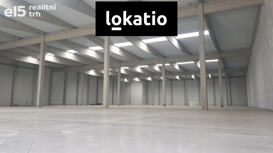 Pronájem skladu 2 000 m², Kladno