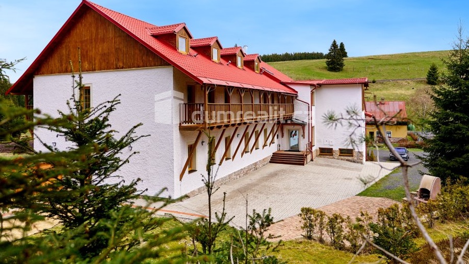 Prodej byty 2+kk, 73 m² - Horní Blatná