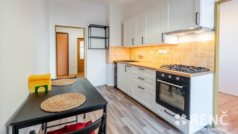 Pronájem byty 2+1, 48 m² - Brno - Černá Pole