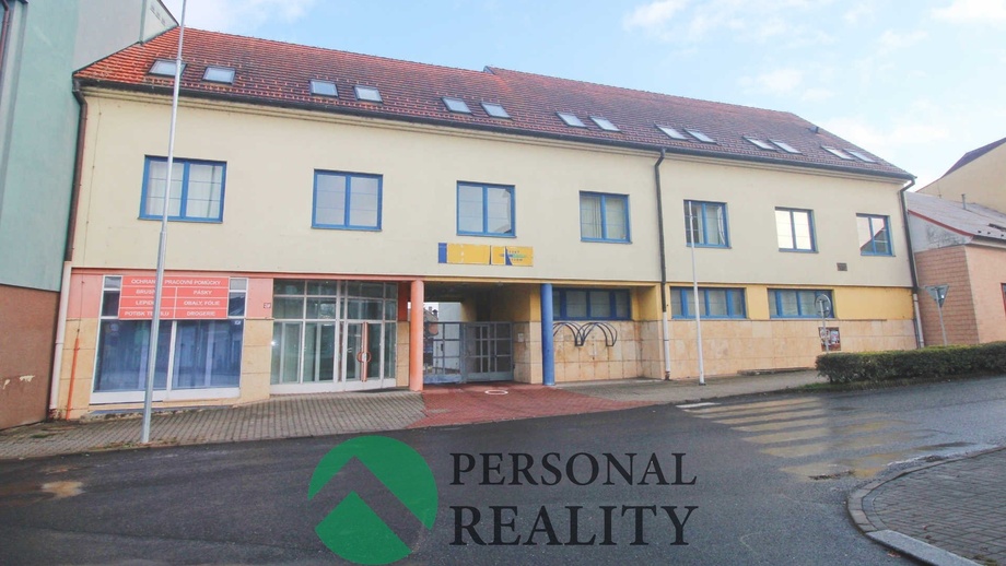 Pronájem kanceláře, 1 800 m² - Rakovník II