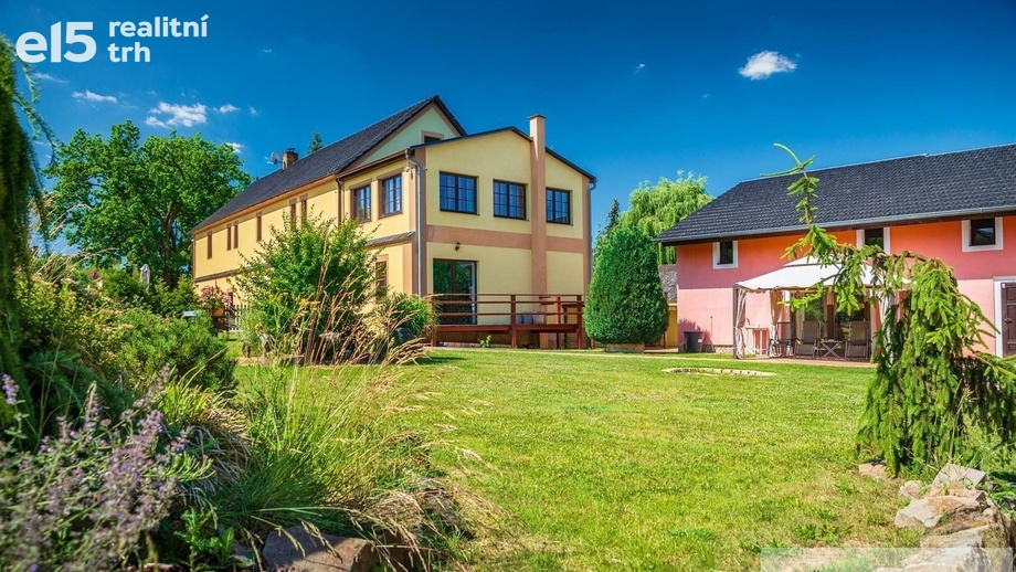 Prodej ubytování, 673 m² - Svojetín
