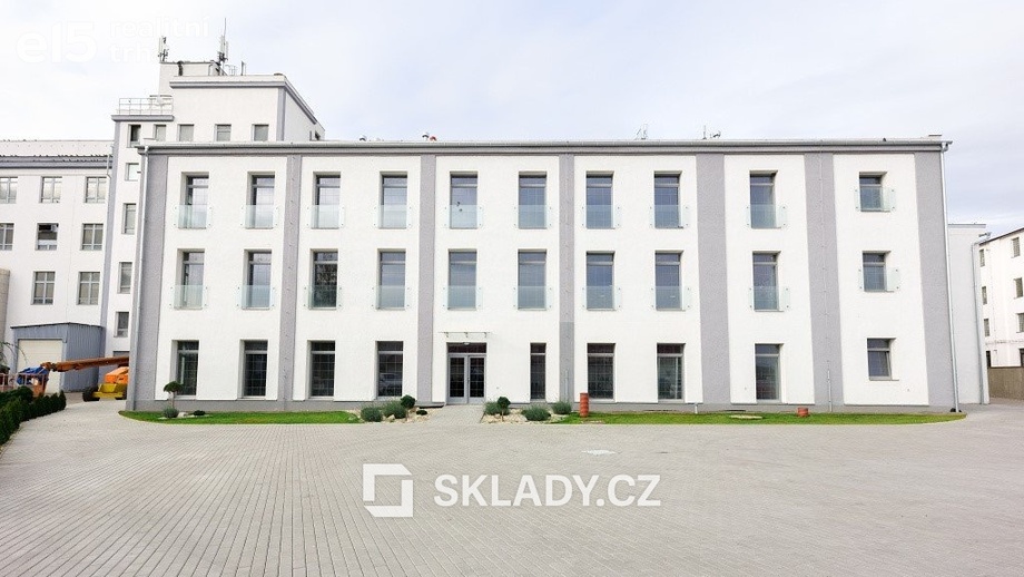 Prodej skladu 38 000 m², Hrušovany u Brna