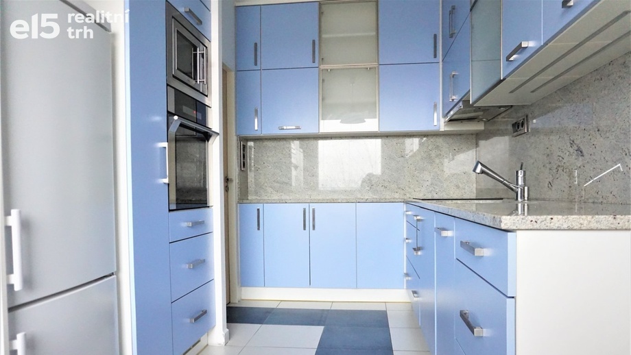 Prodej byty 3+1, 76 m² - Praha - Modřany