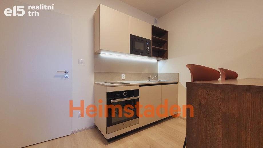 Pronájem byty 1+kk, 27 m² - Plzeň - Jižní Předměstí