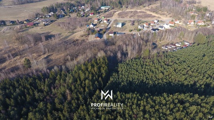 Prodej pole 18 249 m², Radvanec