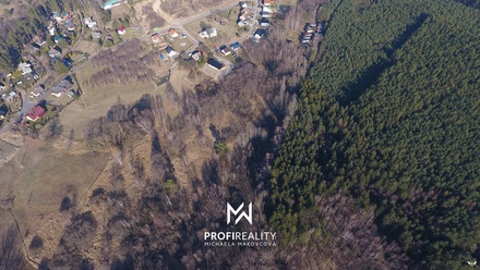 Prodej pole 18 249 m², Radvanec