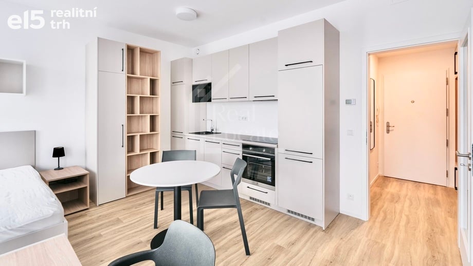 Pronájem byty 1+kk, 36 m² - Praha - Vysočany