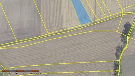 Prodej pole 8 876 m², Vlkov pod Oškobrhem