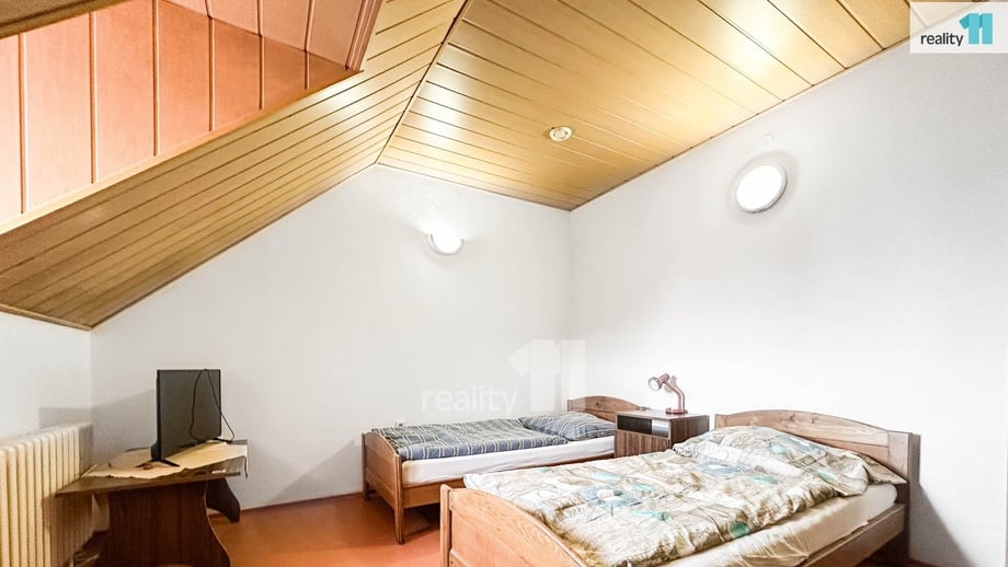 Pronájem byty 1+kk, 16 m² - Záříčí