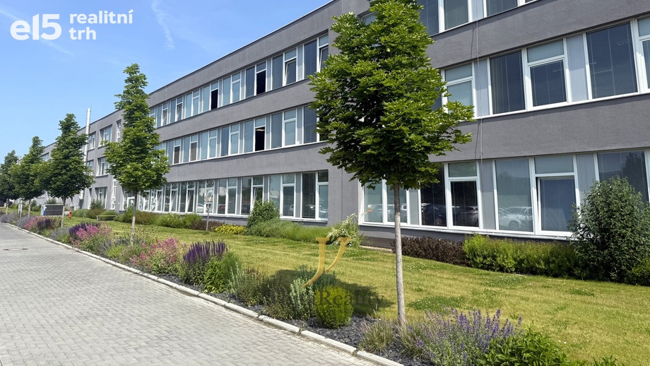 Pronájem kanceláře 212 m², Olomouc - Chválkovice