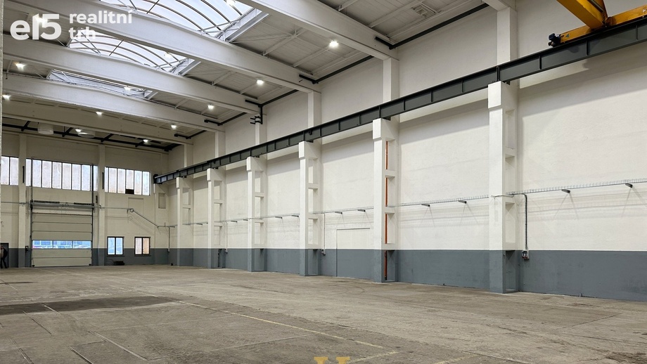 Pronájem sklady, 1 008 m² - Olomouc - Chválkovice
