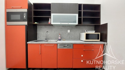 Pronájem kanceláře 13 m², Chrudim IV