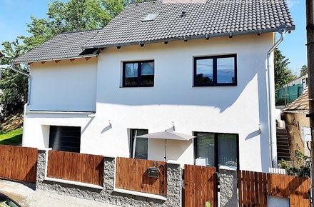 Prodej rodinného domu 239 m², Všestary