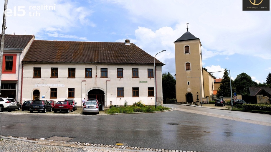 Prodej rodinné domy, 832 m² - Studená