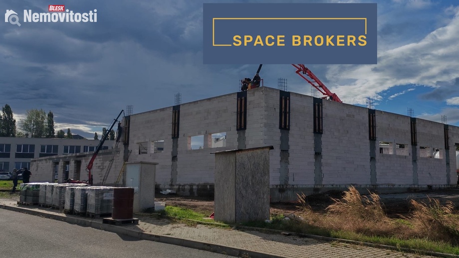 Pronájem obchodního prostoru 1 016 m², Zlatníky-Hodkovice