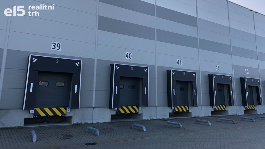 Pronájem skladu 20 000 m², Bor