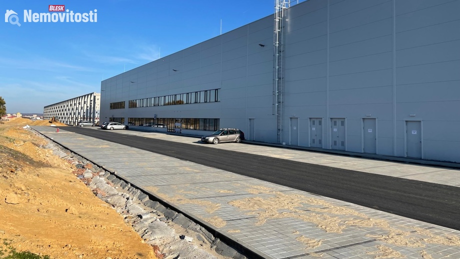 Pronájem skladu 2 624 m², Ostrava - Poruba