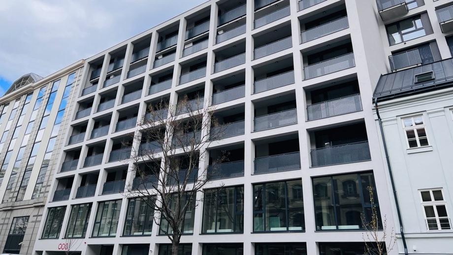 Pronájem kanceláře, 292 m² - Praha - Karlín