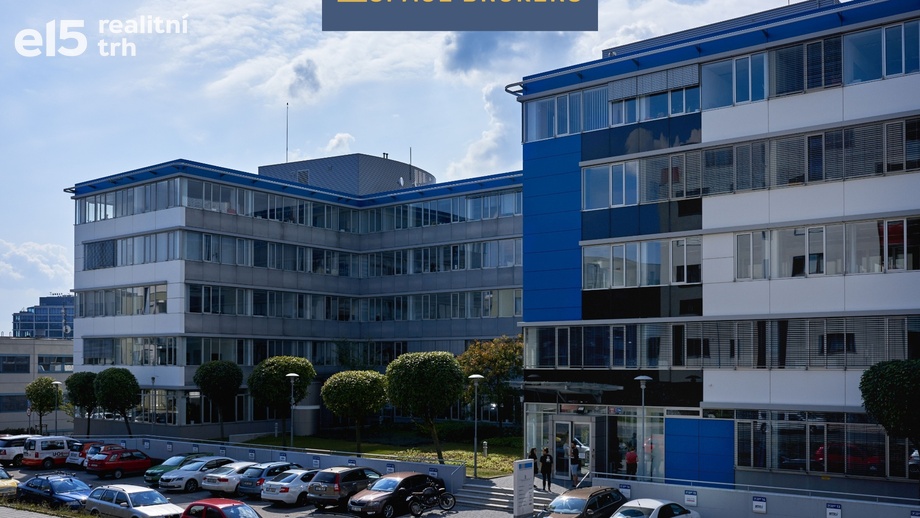 Pronájem kanceláře 550 m², Praha 5