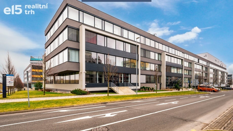 Pronájem kanceláře 603 m², Praha - Stodůlky