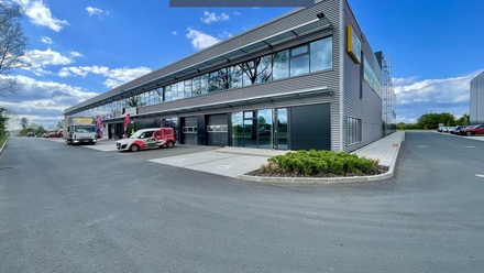 Pronájem skladu 1 031 m², Hradec Králové