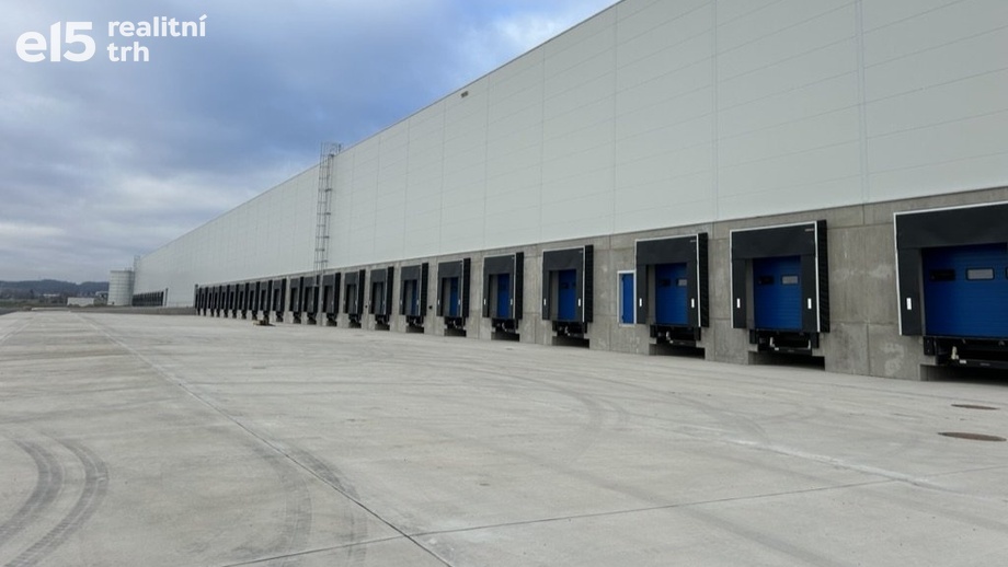 Pronájem skladu 50 000 m², Přehýšov