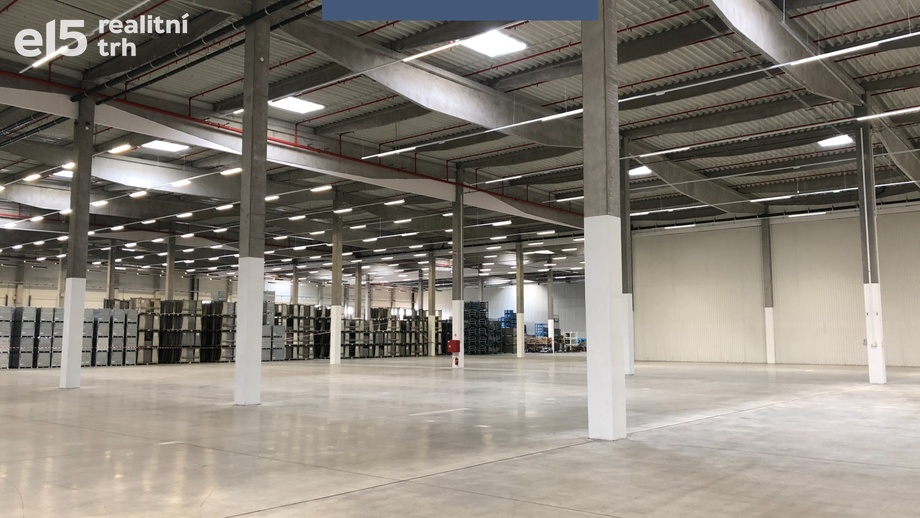 Pronájem skladu 3 800 m², Říčany - Jažlovice