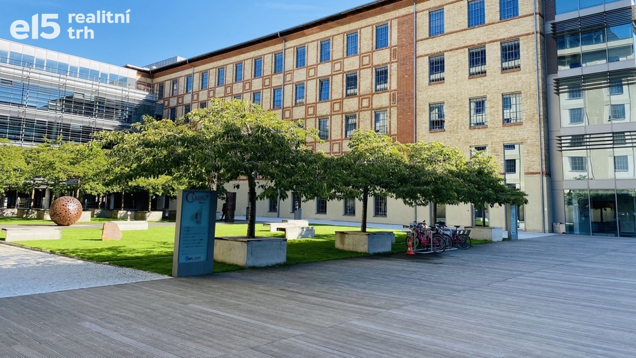 Pronájem kanceláře 295 m², Praha 7