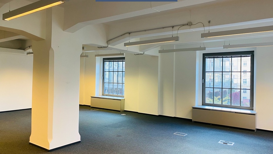 Pronájem kanceláře, 1 094 m² - Praha 7